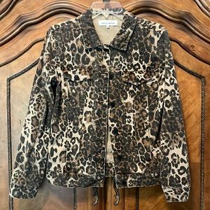 Ashley Mason denim jacket leopard print size s